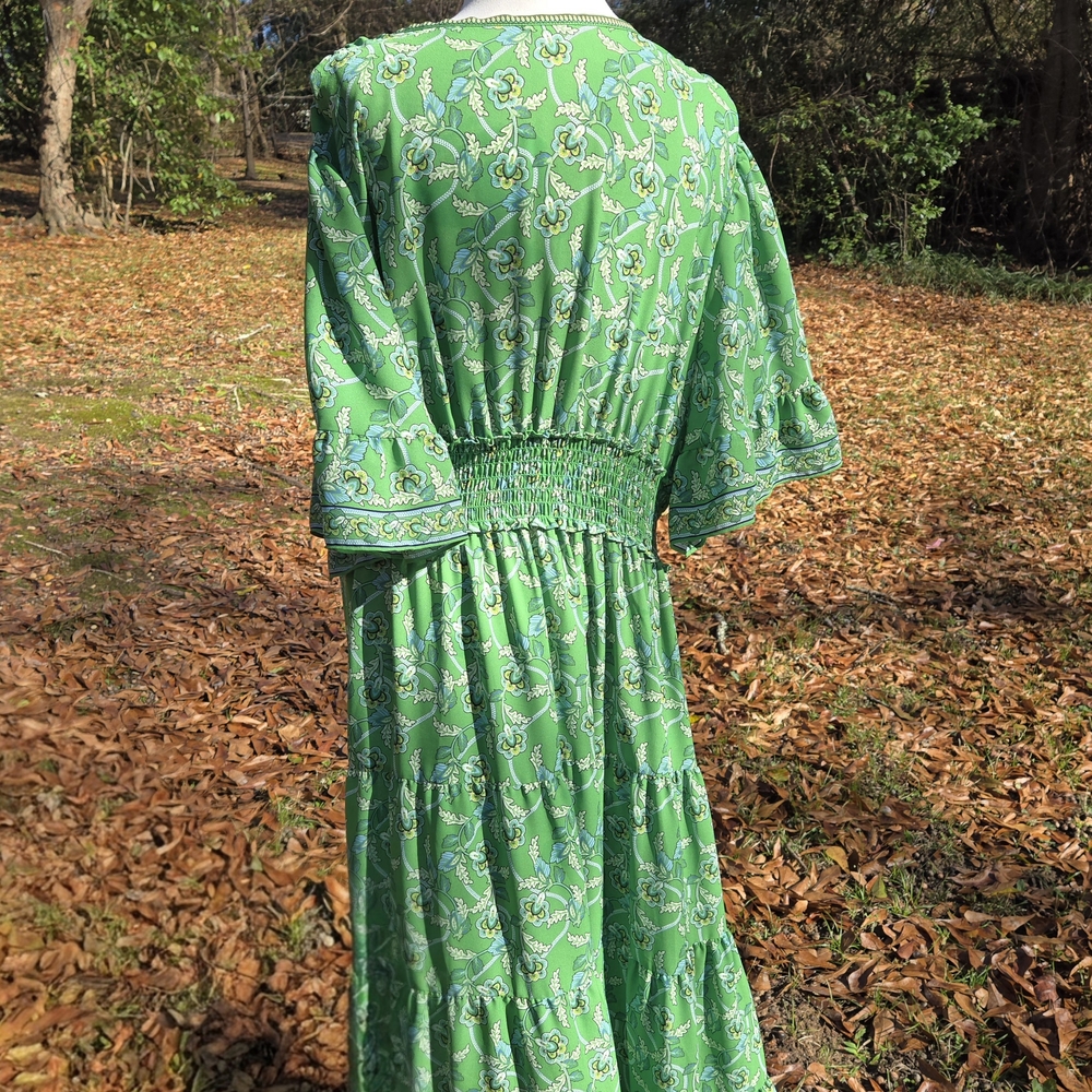 Max Studio Green Boho Maxi Dress Smocked Waist Size 3X - Picture 4 of 11